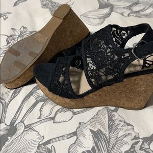 Lace Wedge